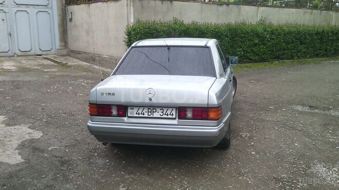 Mercedes 190 1992, 320,000 km - 0.2 л - Bakı
