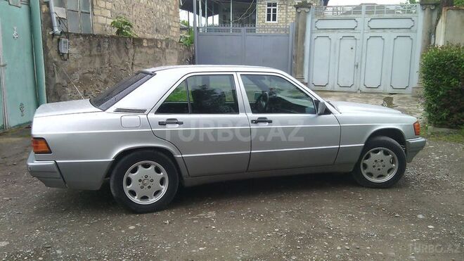 Mercedes 190 1992, 320,000 km - 0.2 л - Bakı
