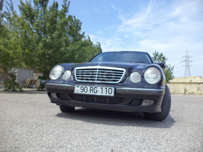 Mercedes E 320 2000, 198,000 km - 3.2 l - Bakı