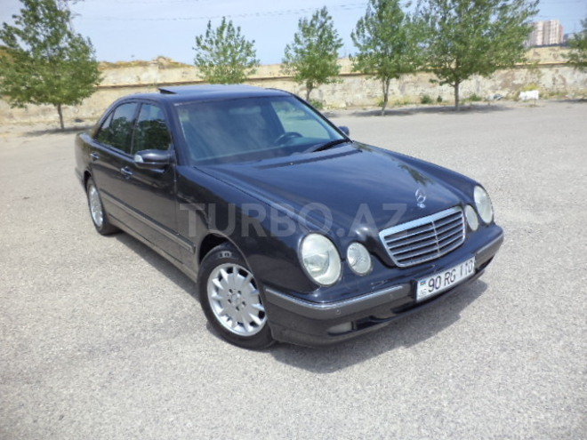 Mercedes E 320 2000, 198,000 km - 3.2 l - Bakı