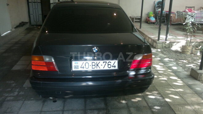 BMW 318 1992, 330,000 km - 1.8 l - Bakı