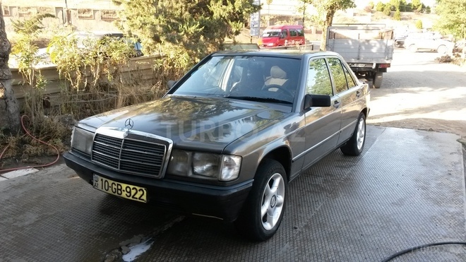 Mercedes 190 1985, 490,000 km - 2.0 l - Bakı
