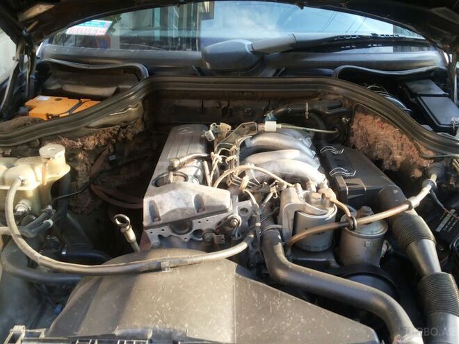 Mercedes E 200 1990, 200,000 km - 2.0 l - Bakı
