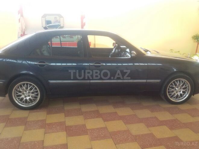 Mercedes E 280 2000, 147,000 km - 2.8 л - Bakı