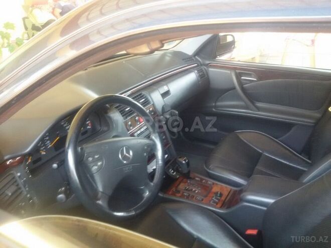 Mercedes E 280 2000, 147,000 km - 2.8 л - Bakı