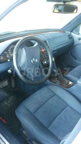 Mercedes C 200 2000, 175,000 km - 2.0 l - Bakı