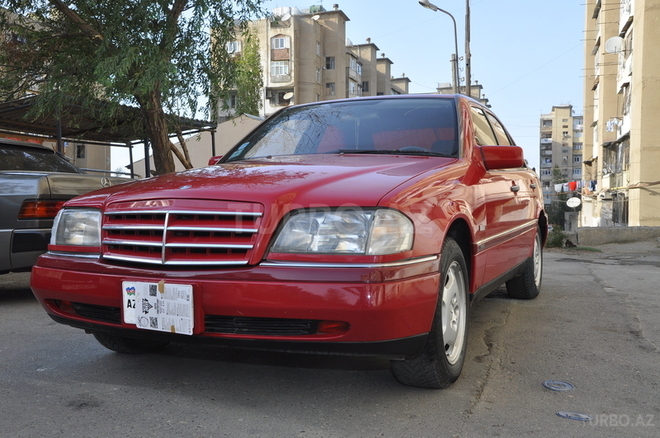 Mercedes C 180 1993, 250,000 km - 1.8 l - Bakı