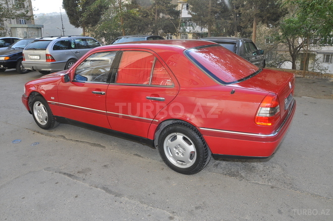 Mercedes C 180 1993, 250,000 km - 1.8 l - Bakı