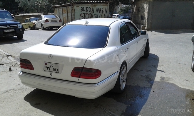 Mercedes E 200 1997, 500,000 km - 0.2 l - Bakı