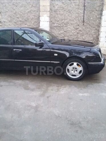 Mercedes E 230 1996, 350,000 km - 2.3 л - Bakı