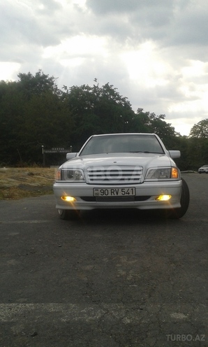 Mercedes C 180 1998, 210,000 km - 1.8 l - Bakı
