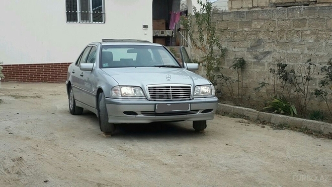 Mercedes C 180 1997, 200,000 km - 1.8 l - Bakı