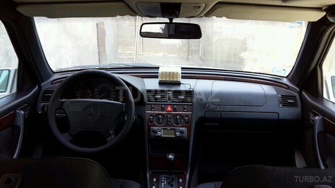 Mercedes C 180 1997, 200,000 km - 1.8 l - Bakı