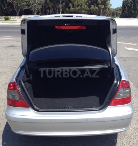 Mercedes E 220 2008, 177,000 km - 2.2 l - Bakı