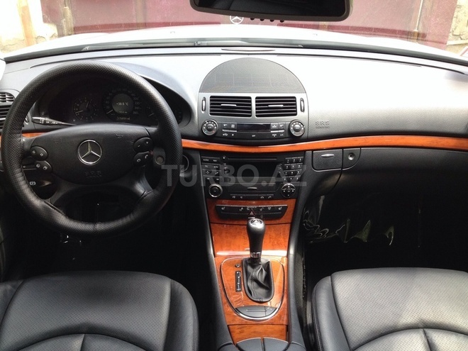 Mercedes E 220 2008, 177,000 km - 2.2 l - Bakı