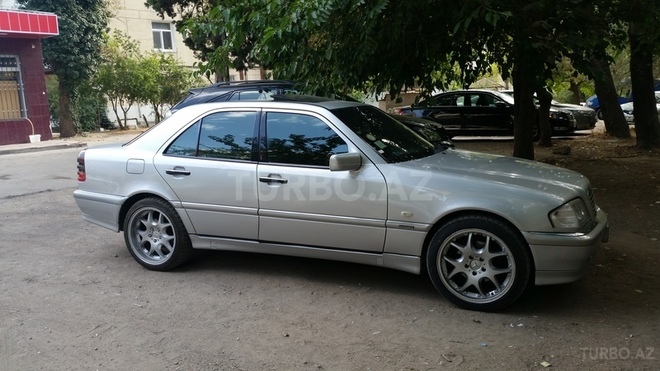 Mercedes C 240 1997, 298,000 km - 2.6 л - Bakı
