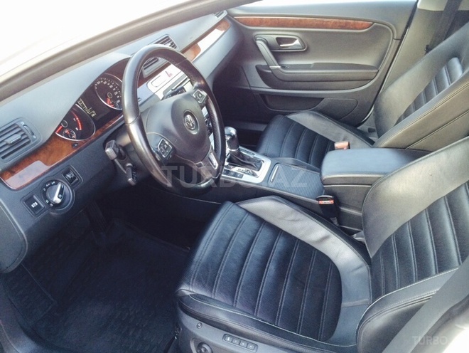 Volkswagen Passat CC 2010, 105,500 km - 2.0 л - Bakı