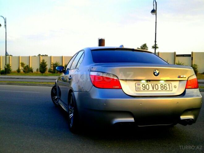 BMW 530 2006, 210,000 km - 0.3 л - Bakı