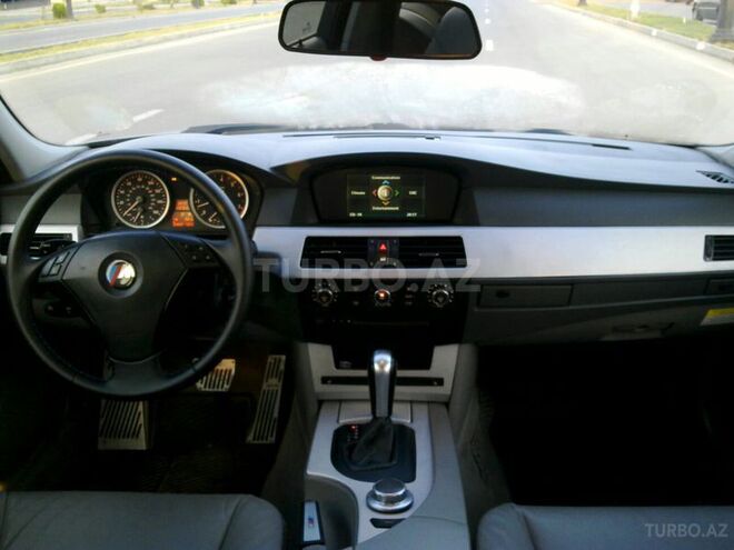 BMW 530 2006, 210,000 km - 0.3 л - Bakı