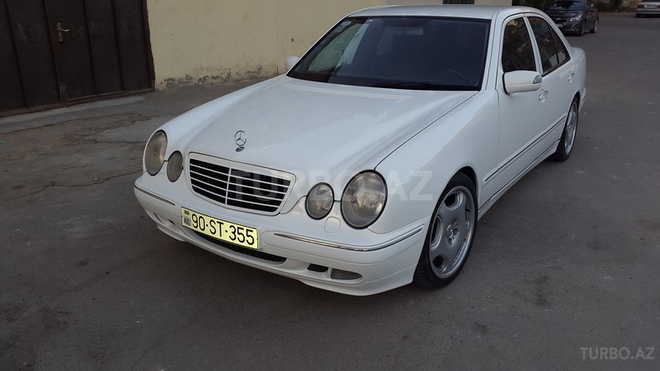 Mercedes E 270 2001, 231,000 km - 2.7 l - Bakı