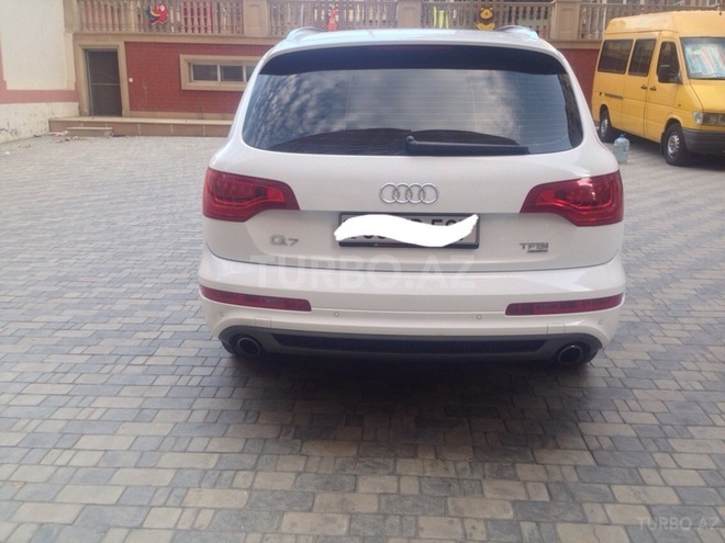 Audi Q7 2010, 64,500 km - 3.0 л - Bakı
