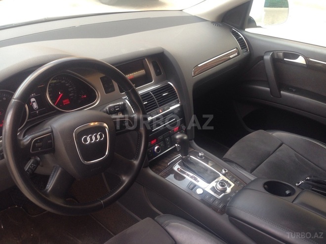 Audi Q7 2010, 64,500 km - 3.0 л - Bakı