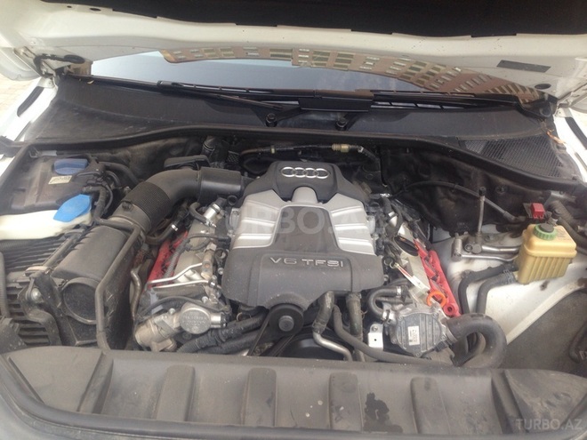 Audi Q7 2010, 64,500 km - 3.0 л - Bakı