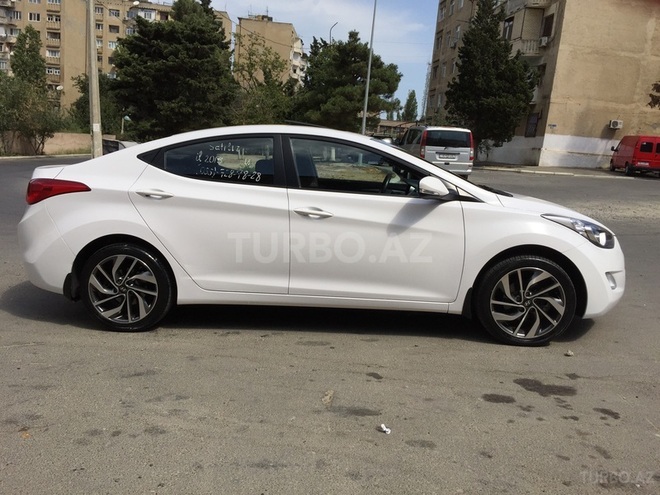 Hyundai Elantra 2013, 32,000 km - 0.2 л - Bakı