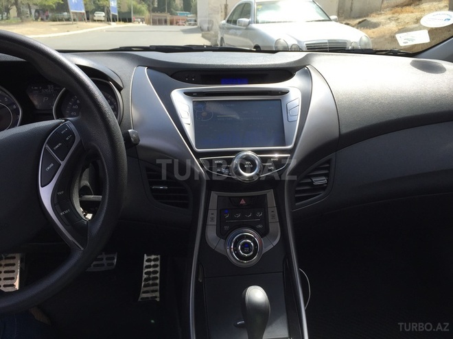 Hyundai Elantra 2013, 32,000 km - 0.2 л - Bakı