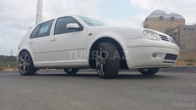 Volkswagen Golf 2002, 110,000 km - 1.6 l - Bakı