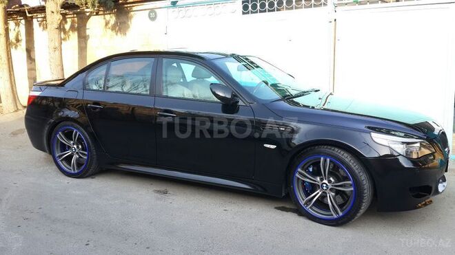 BMW M5 2005, 33,000 km - 5.0 l - Bakı