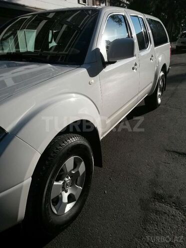 Nissan Navara 2012, 150,000 km - 2.5 л - Bakı