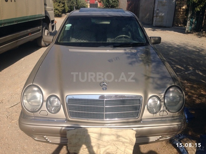Mercedes E 240 1997, 237,824 km - 2.4 л - Bakı