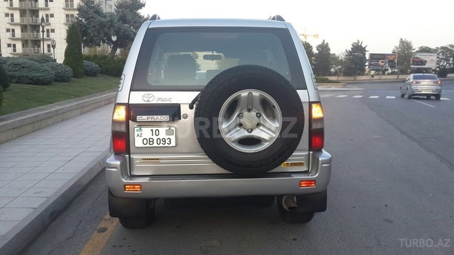Toyota Prado 2000, 130,000 km - 3.0 l - Bakı