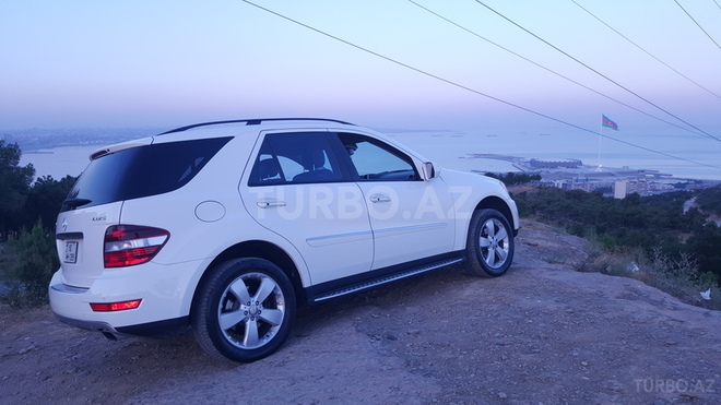 Mercedes ML 350 2009, 74,000 km - 0.4 l - Bakı