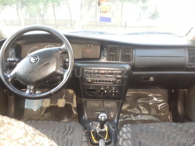 Opel Vectra 2001, 300,000 km - 1.6 l - Bakı