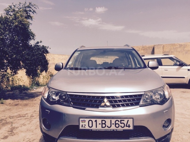 Mitsubishi Outlander 2008, 80,000 km - 3.0 л - Bakı