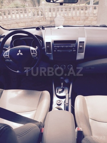 Mitsubishi Outlander 2008, 80,000 km - 3.0 л - Bakı