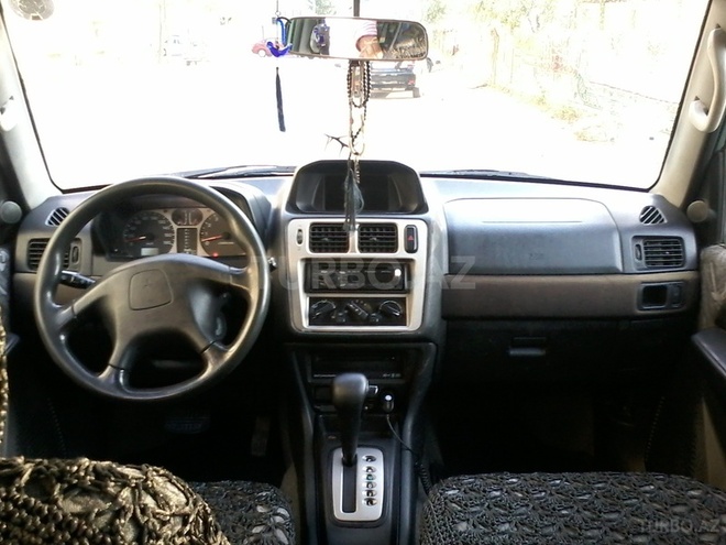 Mitsubishi Pajero io 1999, 2,308,004 km - 1.8 l - Bakı