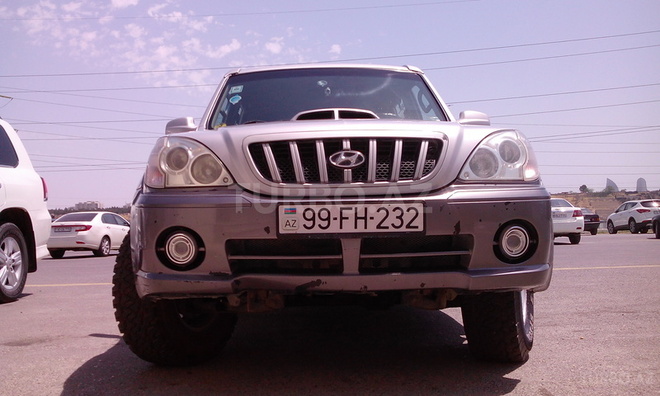 Hyundai Terracan 2001, 302,000 km - 2.9 l - Bakı