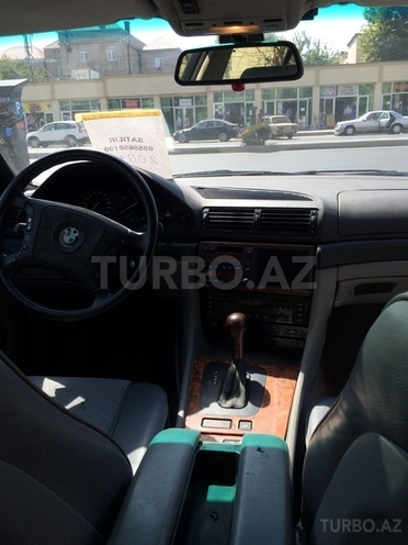 BMW 735 2001, 236,000 km - 3.5 l - Bakı