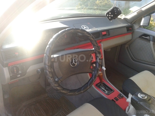 Mercedes  1995, 324,000 km - 2.2 л - Bakı