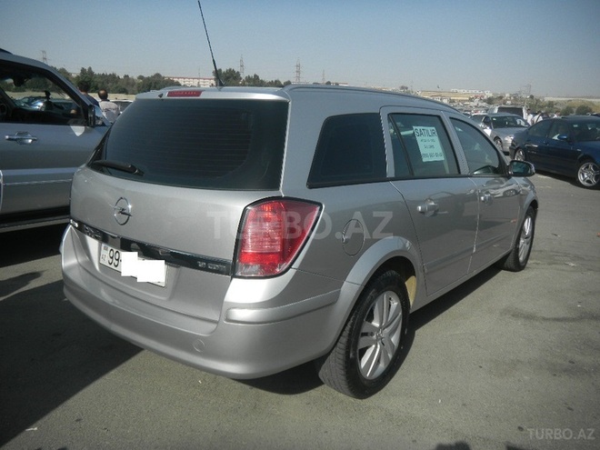 Opel Astra 2008, 180,000 km - 1.9 l - Bakı