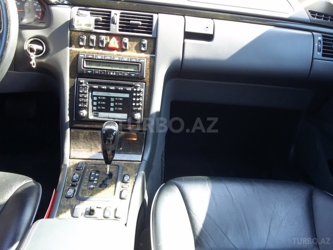 Mercedes E 320 2000, 75,500 km - 3.2 l - Bakı
