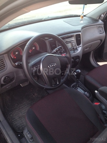 Kia Rio 2011, 96,000 km - 1.4 l - Bakı