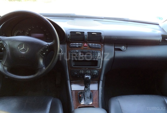 Mercedes C 240 2003, 132,000 km - 2.4 л - Bakı