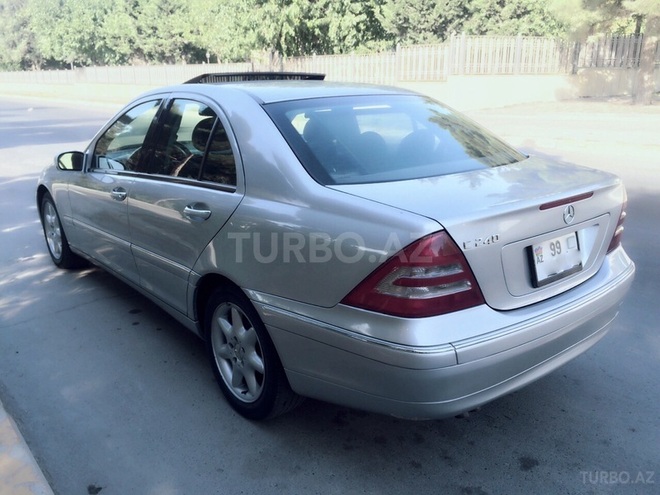 Mercedes C 240 2003, 132,000 km - 2.4 л - Bakı