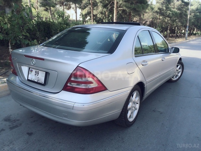 Mercedes C 240 2003, 132,000 km - 2.4 л - Bakı