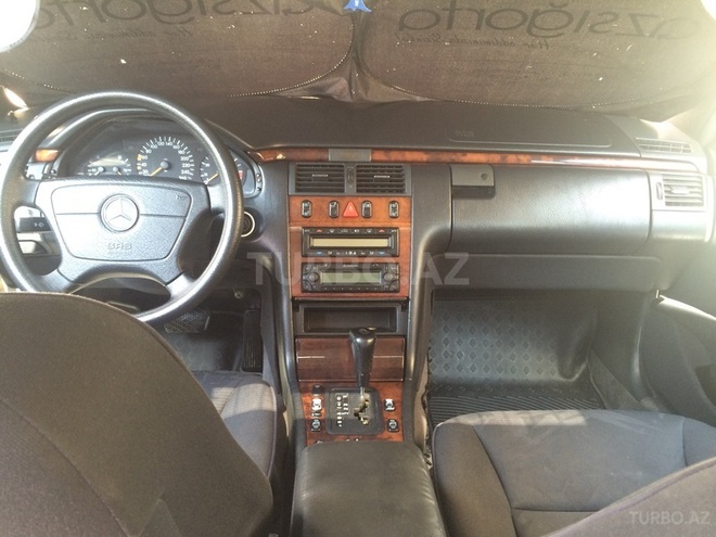 Mercedes E 320 1997, 325,523 km - 3.2 l - Bakı