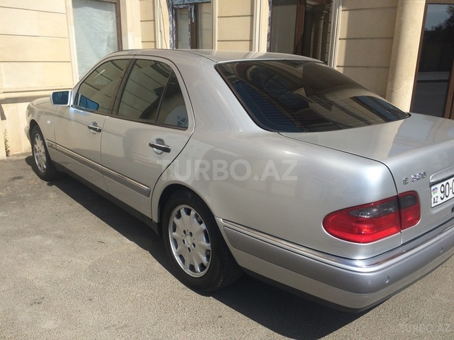 Mercedes E 320 1997, 325,523 km - 3.2 l - Bakı